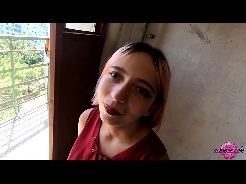 ❤️ Студенттик Сезимдүү Соруса бейтааныш бир четте - Кончают Анын Бет ❌ Силиктөө видео боюнча бизде
